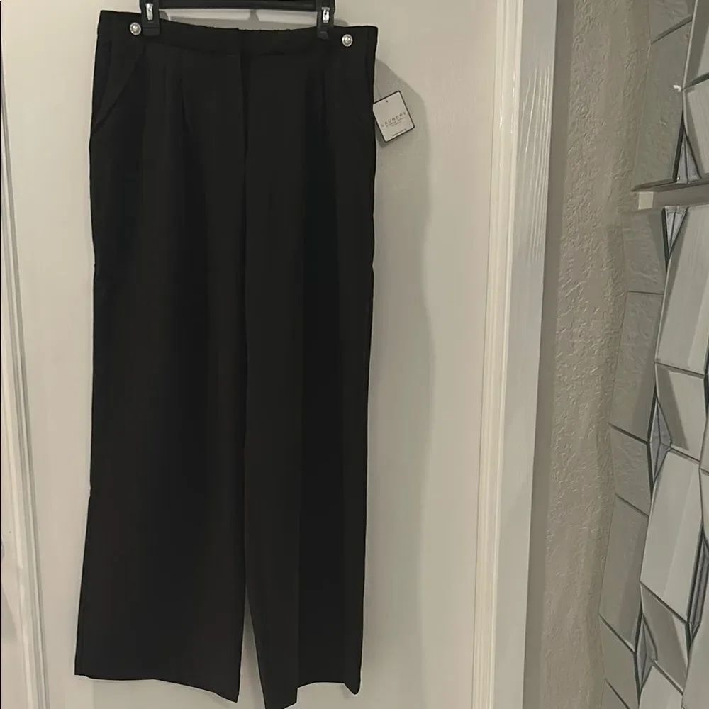 Elegant Black Wide-Leg Pants